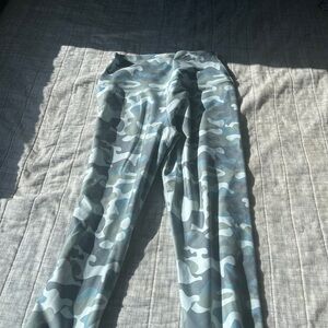 Spiritual Gangster Blue Camouflage women’s Leggings